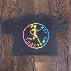 2/$50 Vtg Body Motion Single Stitch Crop Shirt